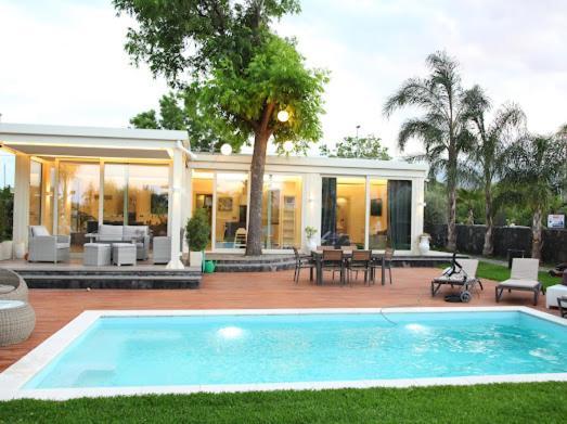 T Villa Calatabiano Εξωτερικό φωτογραφία